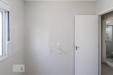 Quarto de apartamento para alugar com 2 quartos, 41m² em Sítio da Figueira, São Paulo