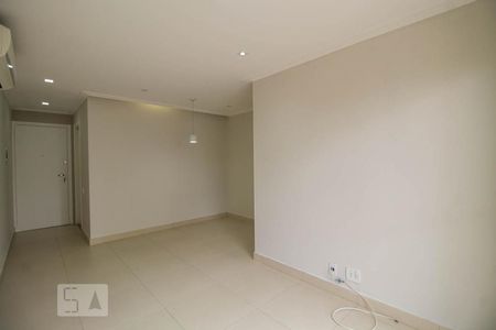 Sala de apartamento à venda com 3 quartos, 63m² em Cambuci, São Paulo
