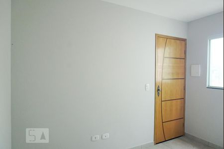 Sala de apartamento para alugar com 2 quartos, 40m² em Parque Paineiras, São Paulo