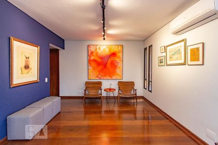 Sala  de apartamento à venda com 4 quartos, 230m² em Jardim Vitoria Regia, São Paulo