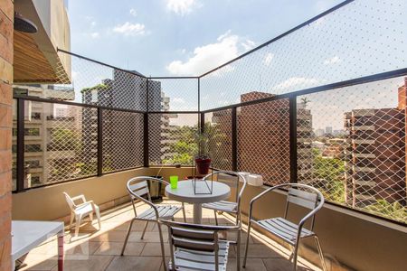 Sacada  de apartamento para alugar com 4 quartos, 230m² em Jardim Vitoria Regia, São Paulo