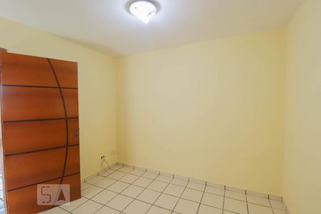 Dormitório 2 de apartamento para alugar com 2 quartos, 63m² em Jardim Cocaia, Guarulhos