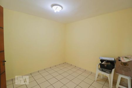 Dormitório 2 de apartamento para alugar com 2 quartos, 63m² em Jardim Cocaia, Guarulhos