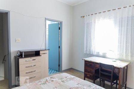 Casa à venda com 221m², 3 quartos e 3 vagas Casa à venda com 221m², 3 quartos e 3 vagasSuíte