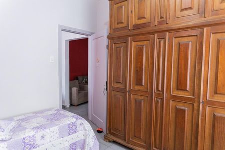 Casa à venda com 221m², 3 quartos e 3 vagas Casa à venda com 221m², 3 quartos e 3 vagasQuarto 2