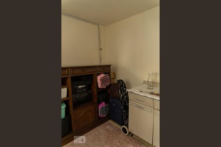 Casa à venda com 221m², 3 quartos e 3 vagas Casa à venda com 221m², 3 quartos e 3 vagasQuarto 3