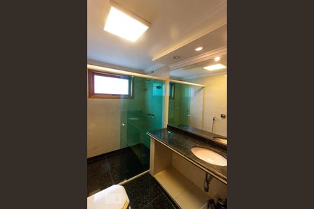 Casa de condomínio para alugar com 480m², 5 quartos e 3 vagas Casa de condomínio para alugar com 480m², 5 quartos e 3 vagasBanheiro - Suite 3