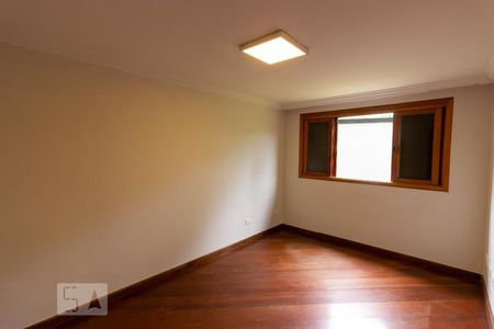 Casa de condomínio para alugar com 480m², 5 quartos e 3 vagas Casa de condomínio para alugar com 480m², 5 quartos e 3 vagasSuite 3