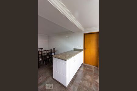 Casa de condomínio para alugar com 480m², 5 quartos e 3 vagas Casa de condomínio para alugar com 480m², 5 quartos e 3 vagasSala de almoço e Cozinha