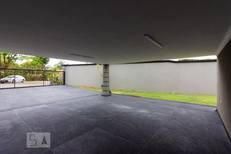 Casa de condomínio para alugar com 480m², 5 quartos e 3 vagas Casa de condomínio para alugar com 480m², 5 quartos e 3 vagasGaragem