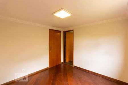 Casa de condomínio para alugar com 480m², 5 quartos e 3 vagas Casa de condomínio para alugar com 480m², 5 quartos e 3 vagasSuite 4