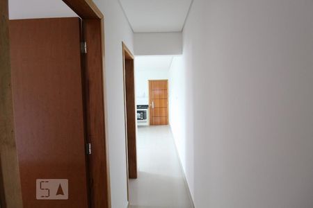 Corredor de apartamento para alugar com 2 quartos, 102m² em Parque Oratorio, Santo André