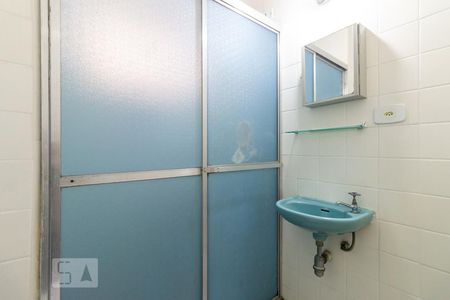 Banheiro de apartamento para alugar com 1 quarto, 37m² em Consolação, São Paulo