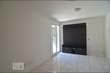 Sala de apartamento à venda com 2 quartos, 62m² em Igara, Canoas