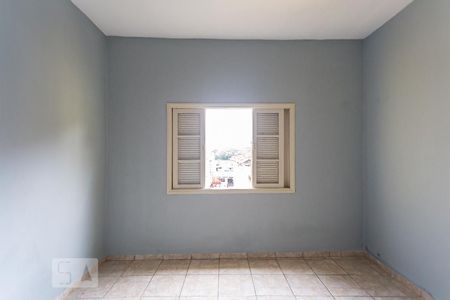 Quarto de casa à venda com 1 quarto, 250m² em Umuarama, Osasco