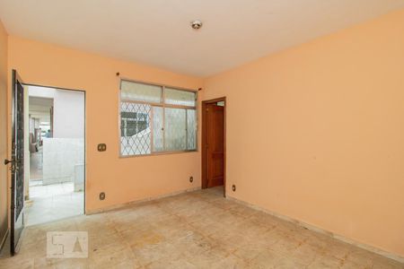 Sala de casa à venda com 2 quartos, 75m² em Braz de Pina, Rio de Janeiro