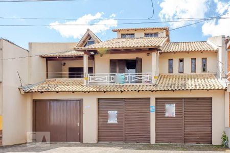 Fachada de casa à venda com 3 quartos, 386m² em Centro, Canoas