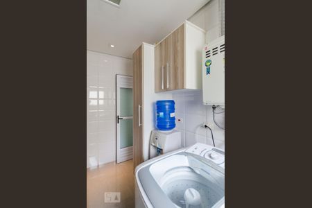 Apartamento à venda com 239m², 4 quartos e 4 vagas Apartamento à venda com 239m², 4 quartos e 4 vagasÁrea de serviço