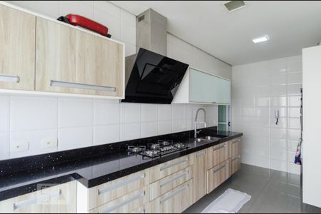 Apartamento à venda com 239m², 4 quartos e 4 vagas Apartamento à venda com 239m², 4 quartos e 4 vagasCozinha