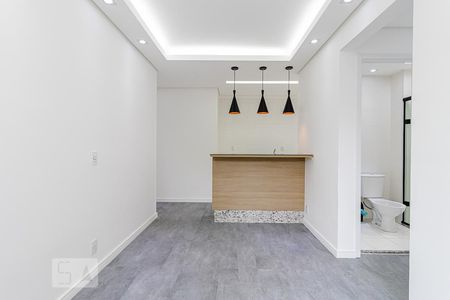 Sala de apartamento para alugar com 2 quartos, 41m² em Cambuci, São Paulo