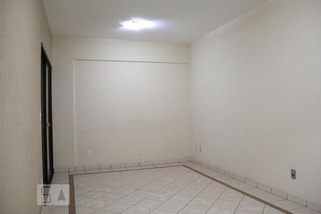 Sala de apartamento para alugar com 2 quartos, 60m² em Setor Bueno, Goiânia