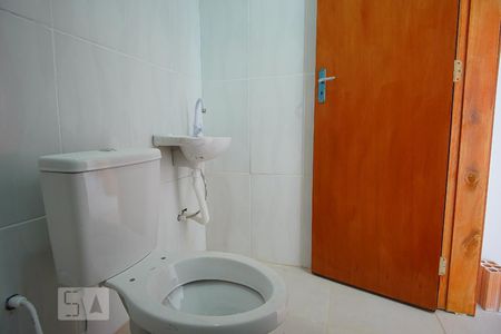 Banheiro de apartamento para alugar com 1 quarto, 26m² em Harmonia, Canoas