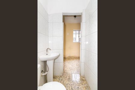 Banheiro de kitnet/studio para alugar com 1 quarto, 50m² em Vila Maria Alta, São Paulo