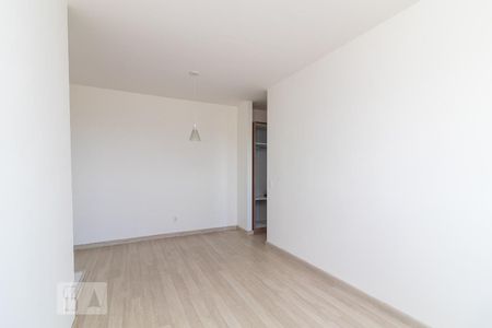 Sala de apartamento para alugar com 1 quarto, 35m² em Quinta da Paineira, São Paulo