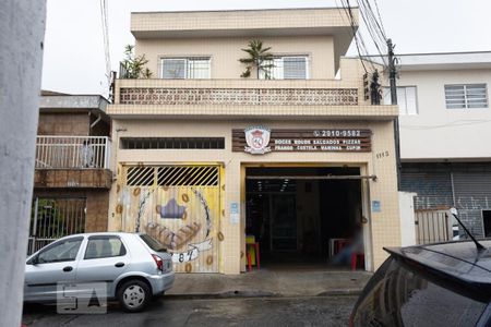 Casa à venda com 429m², 5 quartos e 1 vaga Casa à venda com 429m², 5 quartos e 1 vagaFachada