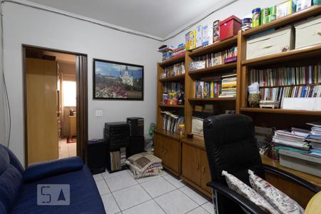 Casa à venda com 429m², 5 quartos e 1 vaga Casa à venda com 429m², 5 quartos e 1 vagaEscritório