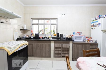 Casa à venda com 429m², 5 quartos e 1 vaga Casa à venda com 429m², 5 quartos e 1 vagaCozinha