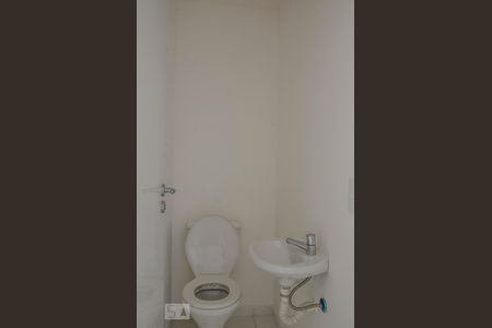 Banheiro de apartamento para alugar com 2 quartos, 55m² em Vila Nova Cachoeirinha, São Paulo