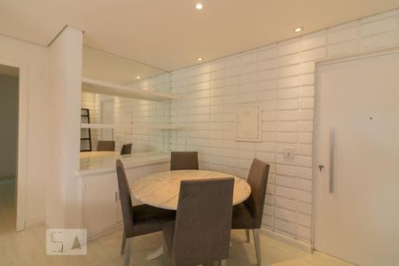 Sala de apartamento para alugar com 2 quartos, 85m² em Moema, São Paulo