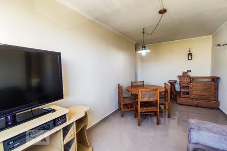 Sala de apartamento para alugar com 2 quartos, 57m² em Jardim Umuarama, São Paulo
