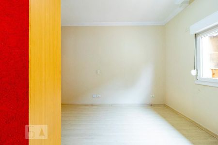 Casa à venda com 285m², 3 quartos e 5 vagas Casa à venda com 285m², 3 quartos e 5 vagasSuíte 2