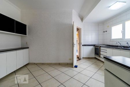 Casa à venda com 285m², 3 quartos e 5 vagas Casa à venda com 285m², 3 quartos e 5 vagasCozinha