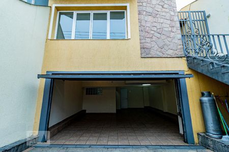 Casa à venda com 285m², 3 quartos e 5 vagas Casa à venda com 285m², 3 quartos e 5 vagasGaragem