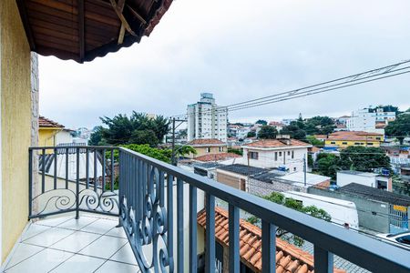 Casa à venda com 285m², 3 quartos e 5 vagas Casa à venda com 285m², 3 quartos e 5 vagasVaranda da Suíte 3