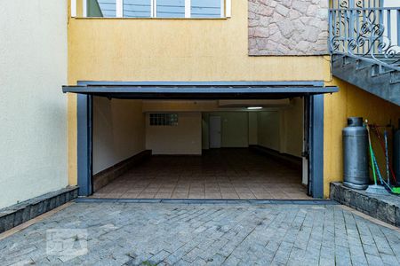 Casa à venda com 285m², 3 quartos e 5 vagas Casa à venda com 285m², 3 quartos e 5 vagasGaragem