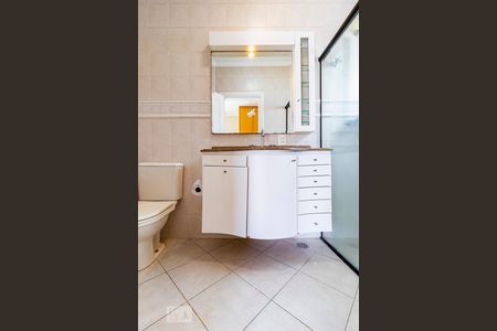 Casa à venda com 285m², 3 quartos e 5 vagas Casa à venda com 285m², 3 quartos e 5 vagasBanheiro da Suíte 3