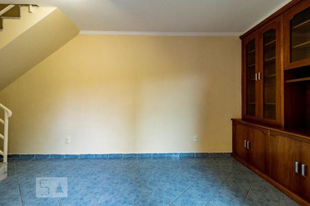 Casa à venda com 285m², 3 quartos e 5 vagas Casa à venda com 285m², 3 quartos e 5 vagasEdícula