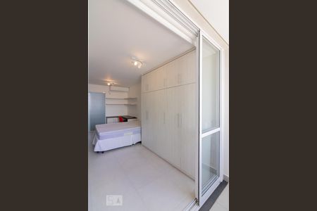 Varanda de kitnet/studio para alugar com 1 quarto, 40m² em Vila Olímpia, São Paulo