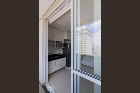 Varanda de kitnet/studio para alugar com 1 quarto, 40m² em Vila Olímpia, São Paulo