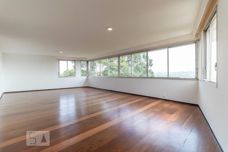 Sala de apartamento à venda com 3 quartos, 200m² em Vila Madalena, São Paulo