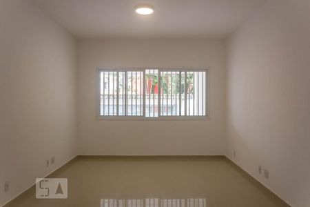 Sala de casa à venda com 3 quartos, 144m² em Vila Arriete, São Paulo