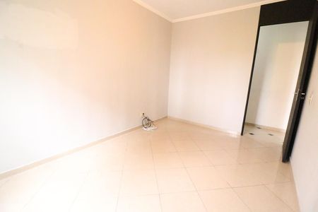 Quarto 1 de apartamento para alugar com 2 quartos, 64m² em Jardim Santa Emília, São Paulo