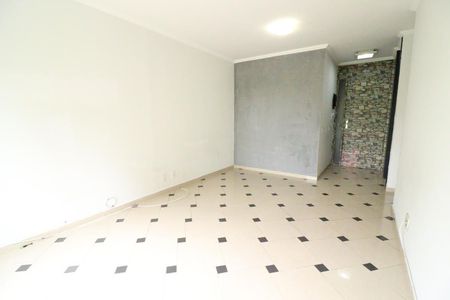 Sala de apartamento para alugar com 2 quartos, 64m² em Jardim Santa Emília, São Paulo