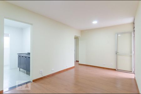 Sala de apartamento para alugar com 2 quartos, 65m² em Vila Nova Caledônia, São Paulo
