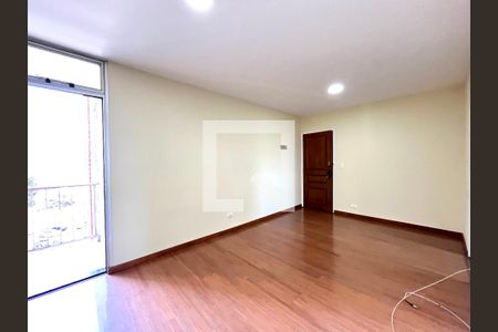 Sala de apartamento à venda com 3 quartos, 65m² em Vila Nova Caledônia, São Paulo