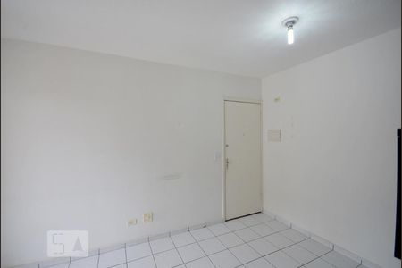 Sala de apartamento para alugar com 2 quartos, 50m² em Vila Santa Teresa (zona Sul), São Paulo